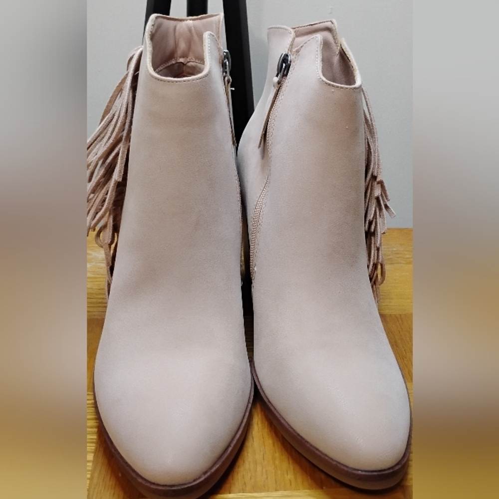 MIA Light Pink Ankle Booties - Picture 2 of 14